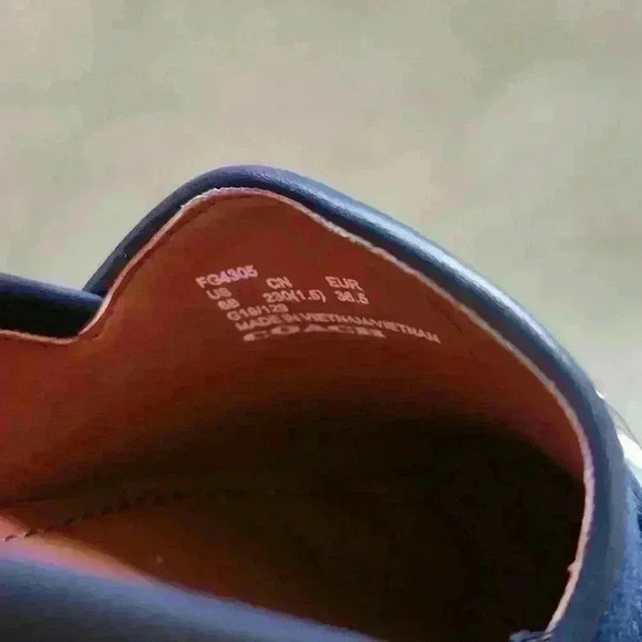 Coach Haley Corduroy Women's Loafers - Picture 5 of 8